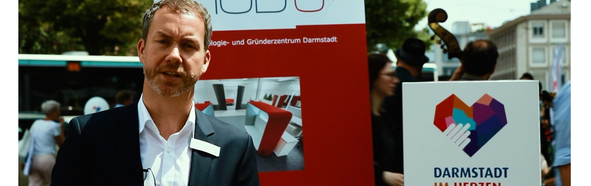 Header Bild Michael Kolmer, Geschäftsführer von Darmstadts Technologie- und Gründerzentrum HUB 31, im Video