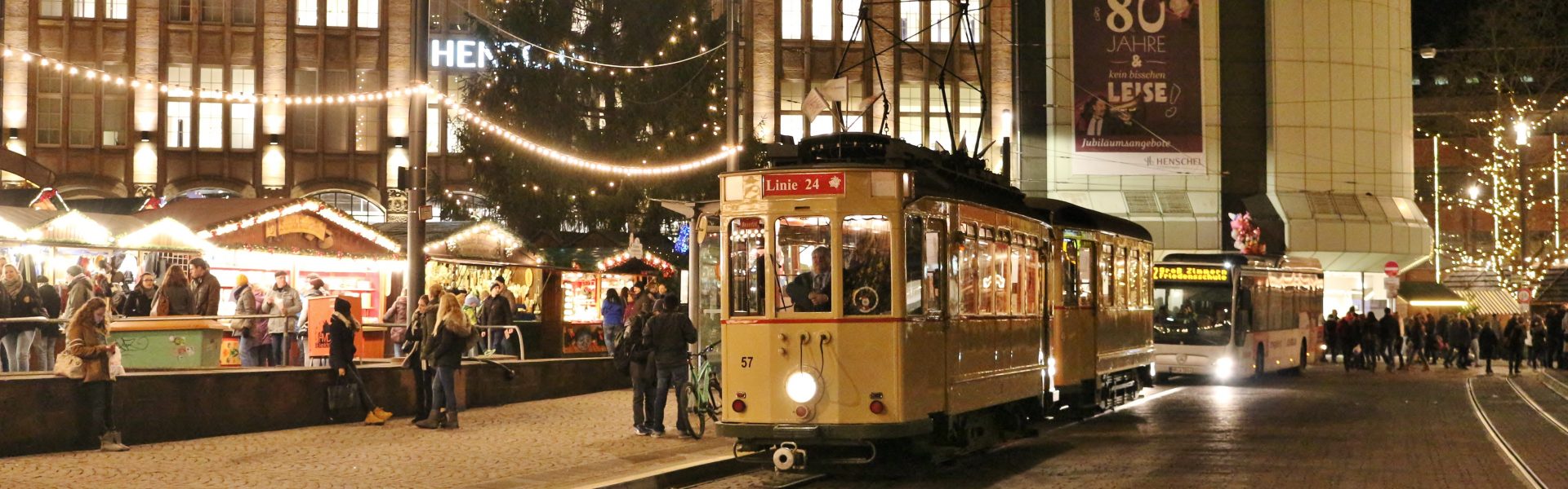 Header Bild Oldtimer-Rundfahrten mit Kinderbetreuung