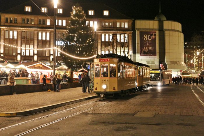 Oldtimer-Rundfahrten mit Kinderbetreuung