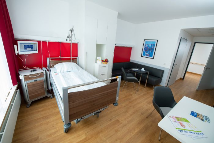 Kliniken und Bereiche beziehen Zentralen Neubau