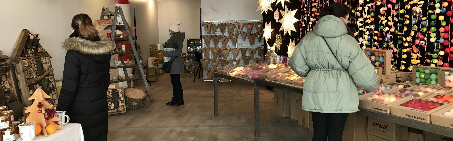 Header Bild Initiative „einLADENd“ eröffnet ersten Weihnachts-Pop-Up-Store