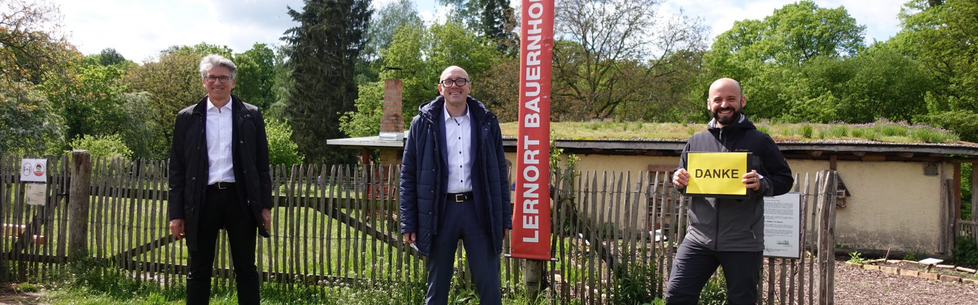 Header Bild HEAG unterstützt Projekt Lernort Bauernhof auf dem Hofgut Oberfeld