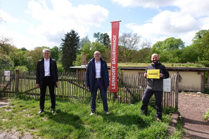 HEAG unterstützt Projekt Lernort Bauernhof auf dem Hofgut Oberfeld