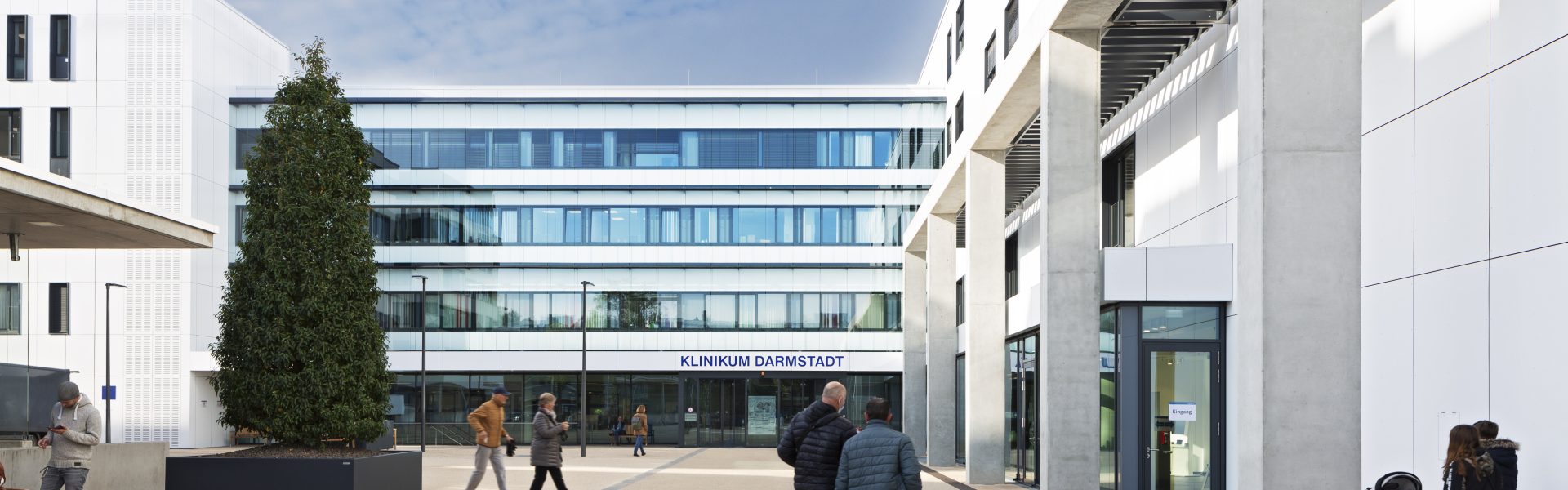 Header Bild Klinikum Darmstadt schließt beim DigitalRadar in der Vergleichsgruppe sehr gut ab