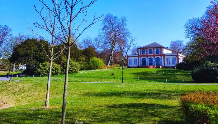 DarmStadtrundgang: Mache-einen-Spaziergang-im-Park-Tag 