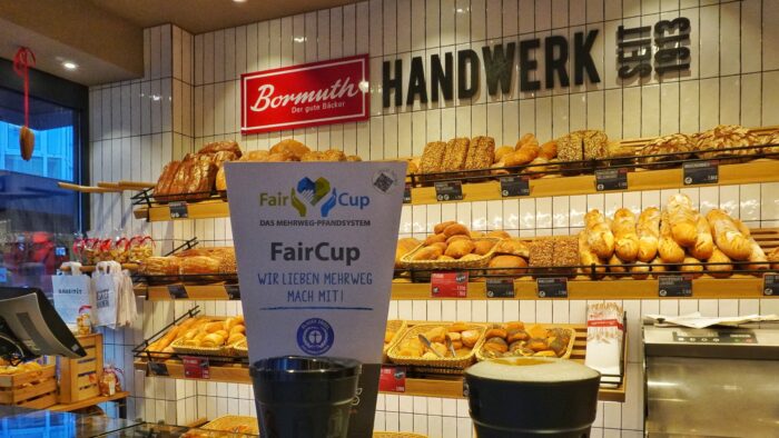 HEAG FairCup: Mehrwegbecher ab Dezember bei der Darmstädter Handwerksbäckerei Bormuth