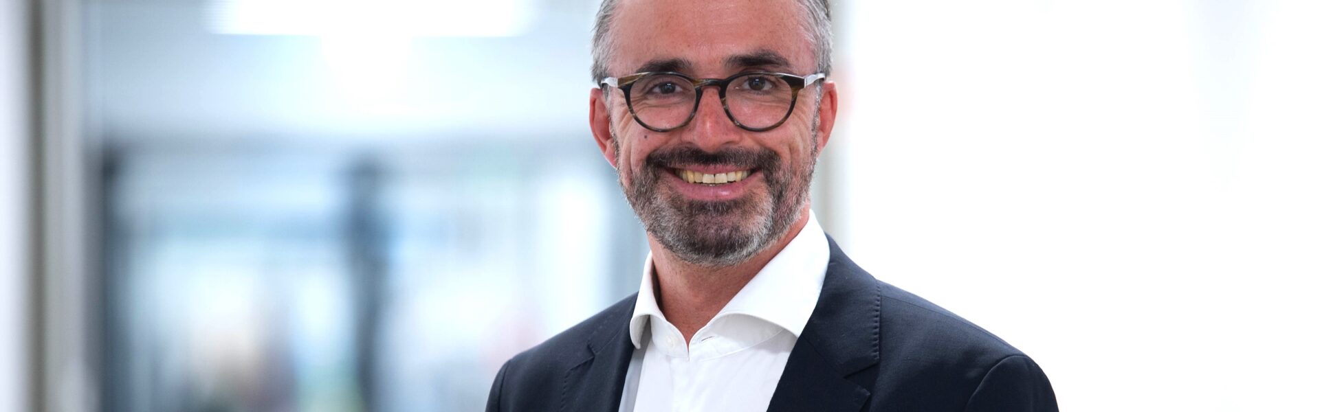 Header Bild Prof. Dr. med. Nawid Khaladj verlässt die Klinikum Darmstadt GmbH