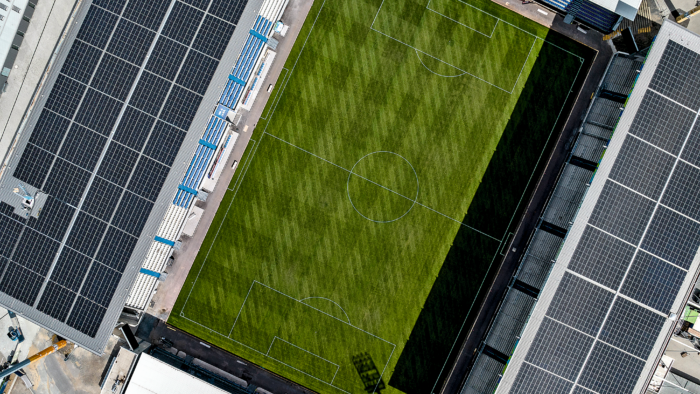 Werde ein Teil des Dachs vom Merck-Stadion…