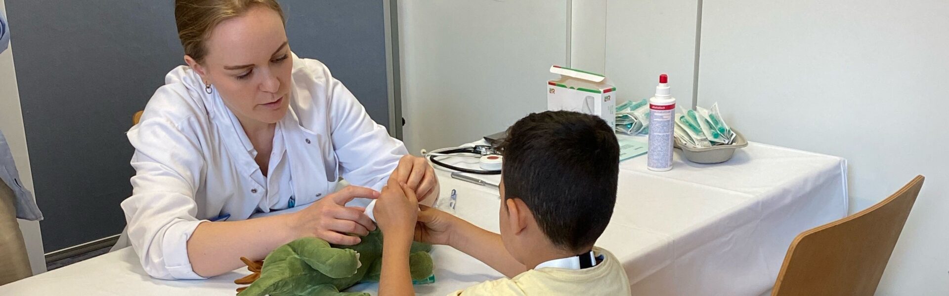 Header Bild Mehr als 600 Kindergartenkinder besuchen das Teddykrankenhaus im Klinikum Darmstadt