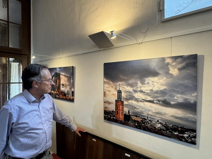Darmstädter Sichtweisen: Fotoausstellung in der Stadtkirche