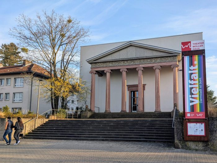 Darmstädter Schultheatertage starten mit Theater in der Innenstadt