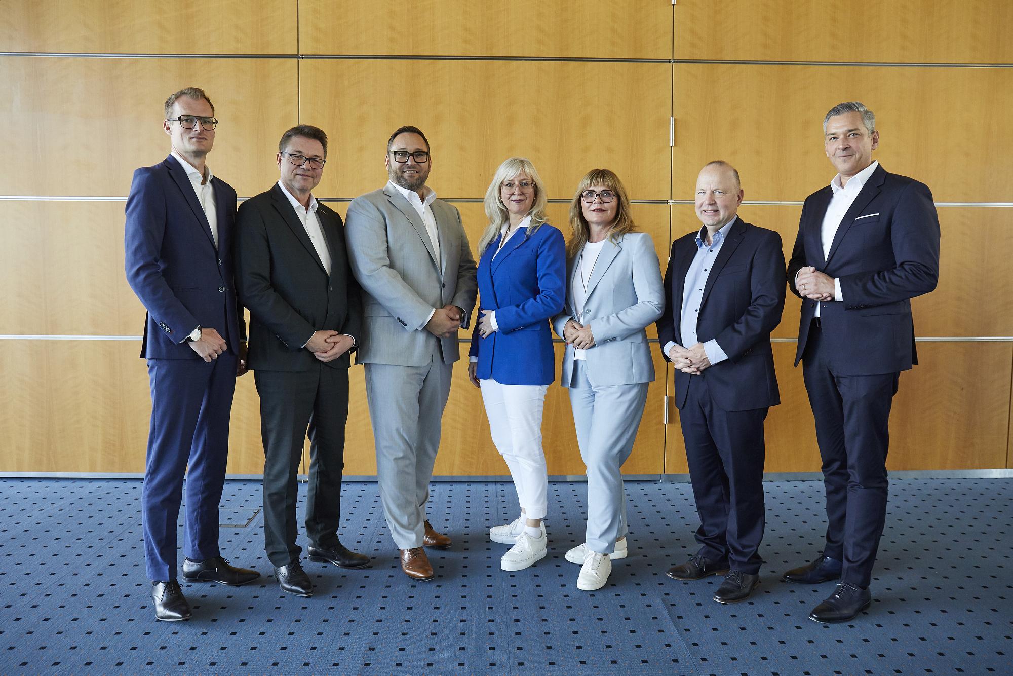 Header Bild IHK Darmstadt bestätigt Präsident Christian Jöst