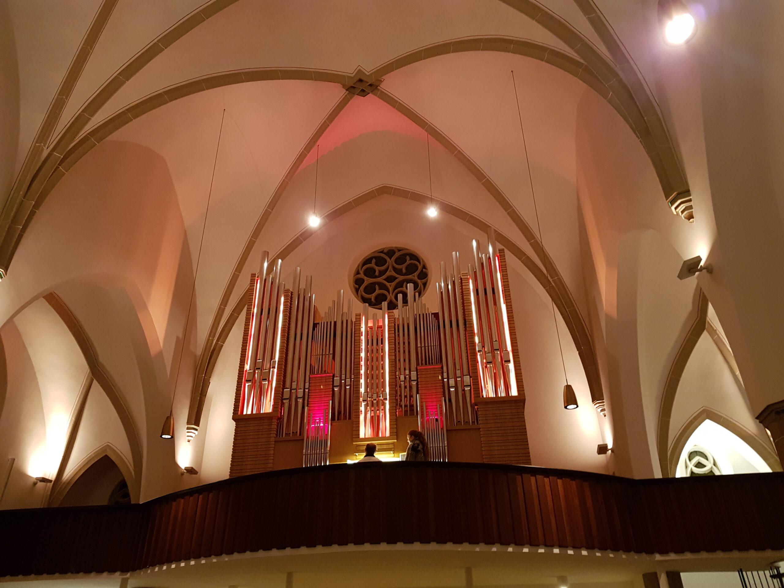 Header BildDarmstadt im Herzen – Das Stadtwirtschaftsportal